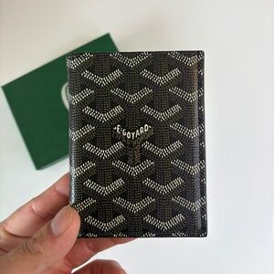 Men’s Excellent Condition Black Premium Canvas Bifold Wallet